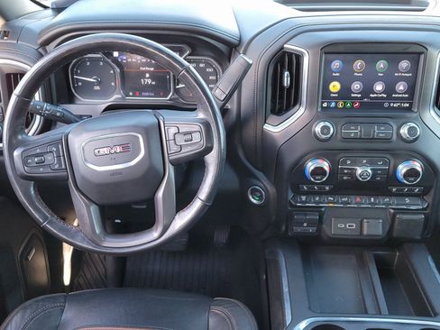 Used 2020 GMC Sierra 2500 AT4 w/ AT4 Premium Package image 9