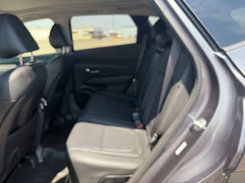 Used 2025 Hyundai Tucson Limited AWD/4WD image 29