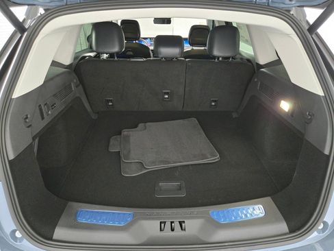 New 2026 Lincoln Nautilus Premier AWD/4WD image 17