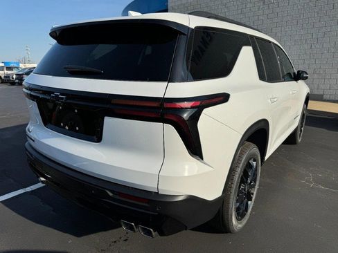 New 2026 Chevrolet Traverse LT image 28
