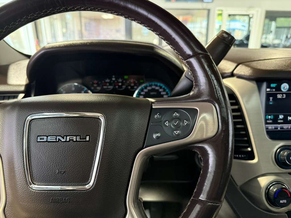 Used 2019 GMC Yukon Denali w/ Open Road Package RWD image 15