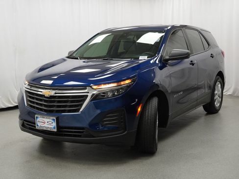 Certified 2022 Chevrolet Equinox LS FWD image 8