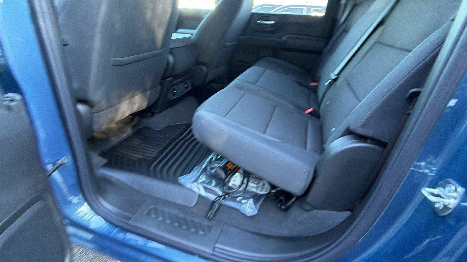 New 2026 Chevrolet Silverado 2500 Custom w/ Custom Value Package AWD/4WD image 20