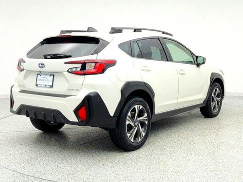 Used 2024 Subaru Crosstrek 2.0i Premium image 5
