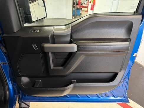 Used 2017 Ford F150 XLT w/ Equipment Group 302A Luxury AWD/4WD image 24