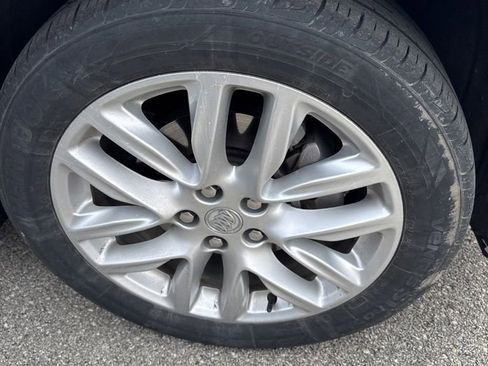 Used 2020 Buick Envision Premium image 23