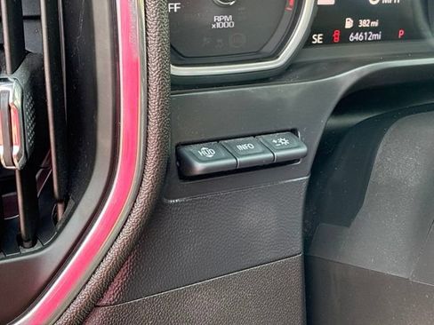 Used 2019 Chevrolet Silverado 1500 LTZ w/ LTZ Premium Package AWD/4WD image 25
