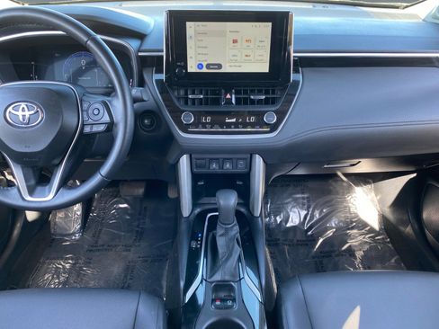 Certified 2024 Toyota Corolla Cross XLE w/ Convenience Package image 11