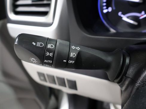 Used 2018 Toyota Highlander XLE image 38