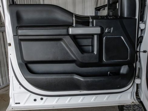 Used 2019 Ford F250 Platinum w/ Platinum Ultimate Package image 42