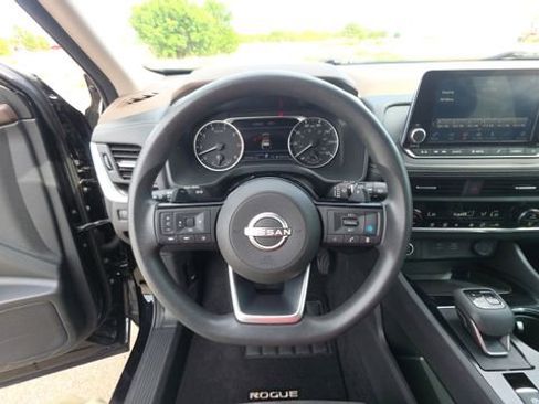 Used 2023 Nissan Rogue SV FWD image 24
