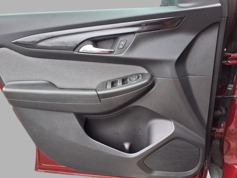 Used 2025 Chevrolet TrailBlazer LT image 15