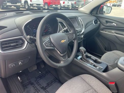 Used 2023 Chevrolet Equinox LT image 16