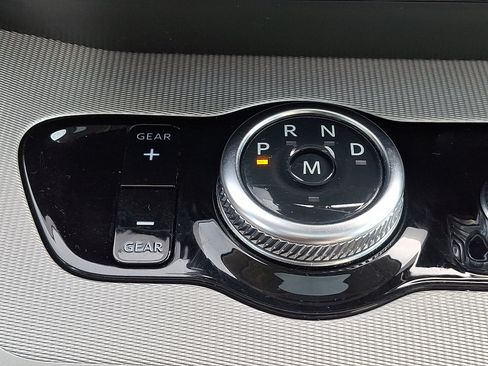 Used 2025 Ford Expedition Active AWD/4WD image 16