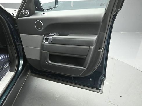 Used 2020 Land Rover Range Rover Sport HSE image 34