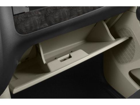 Used 2015 Dodge Grand Caravan SE FWD image 19