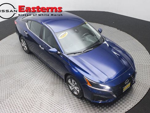 Used 2023 Nissan Altima 2.5 S FWD image 3