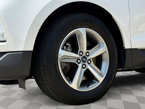 Used 2019 Ford Edge SEL w/ Equipment Group 201A AWD/4WD image 8