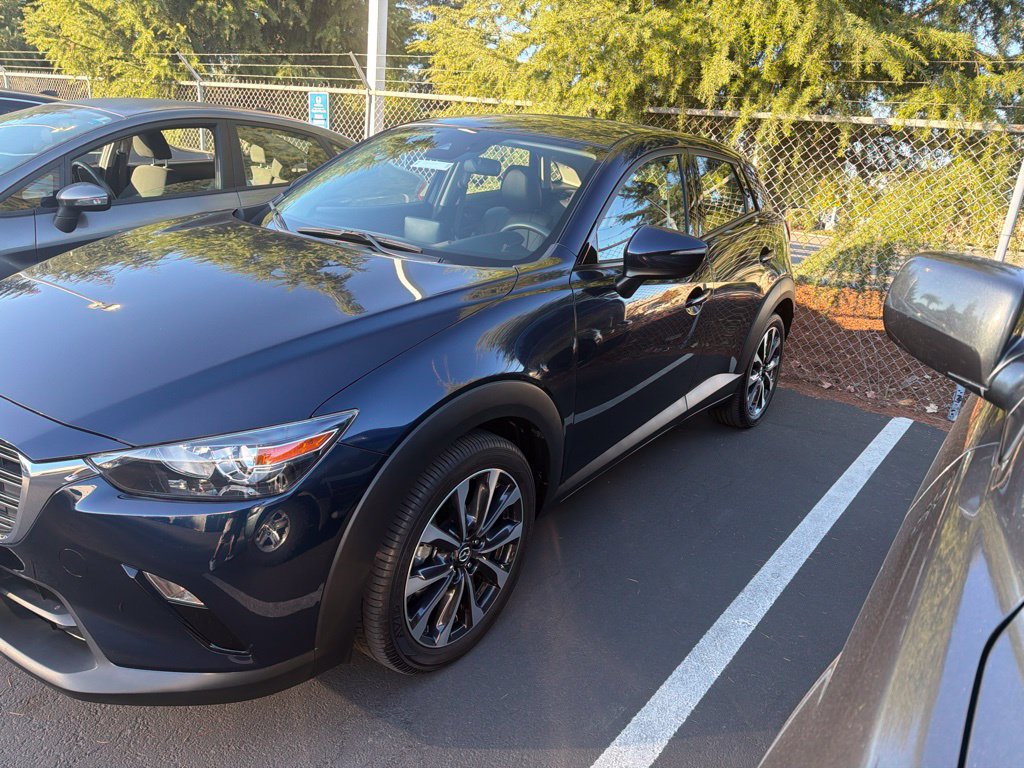 Used 2019 MAZDA CX-3 Touring FWD image 2