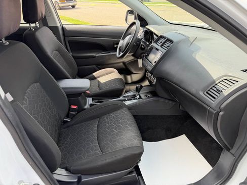 Used 2022 Mitsubishi Outlander Sport ES AWD/4WD image 18