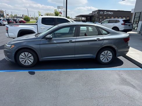 Used 2019 Volkswagen Jetta S w/ Driver Assistance Package image 4