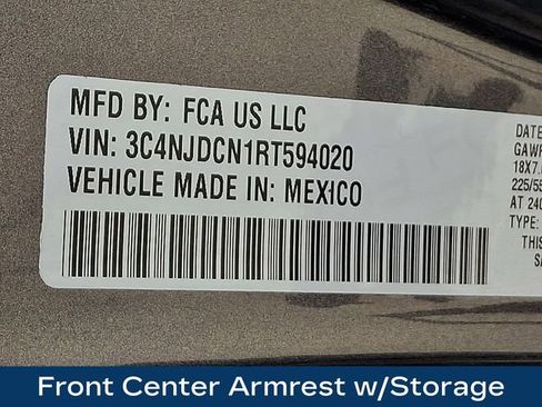 Used 2024 Jeep Compass Limited image 29