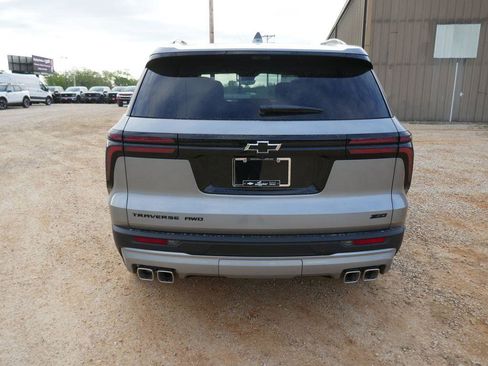 New 2026 Chevrolet Traverse Z71 w/ Enhanced Driving Package AWD/4WD image 6