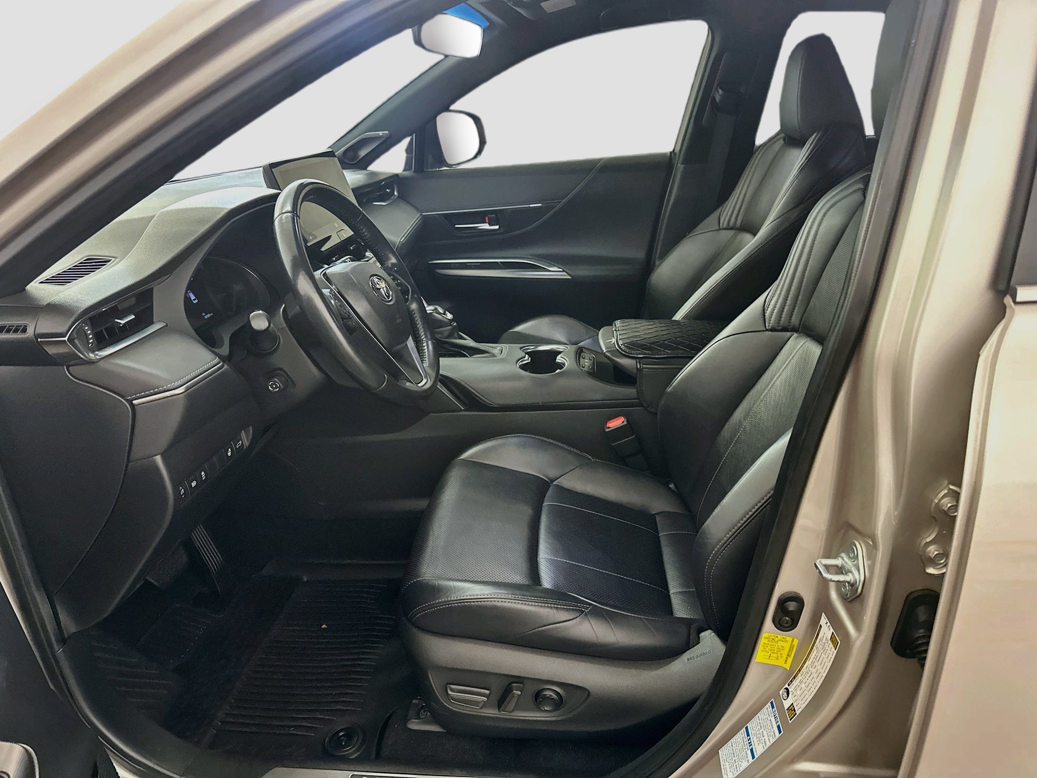 Used 2021 Toyota Venza XLE w/ Softex Package AWD/4WD image 13
