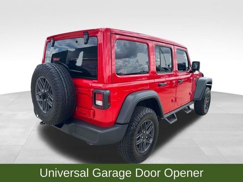 Used 2025 Jeep Wrangler Unlimited Sport AWD/4WD image 11