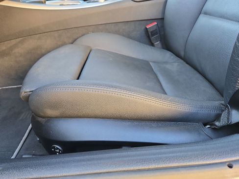 Used 2011 BMW Z4 sDrive35is image 17