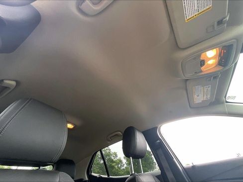 Used 2025 Buick Encore GX Preferred FWD image 28