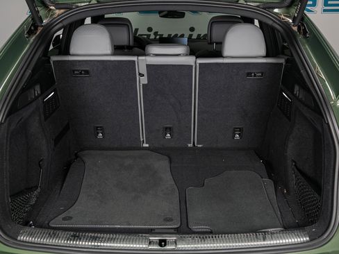 Used 2023 Audi SQ5 Prestige w/ Prestige Package image 29