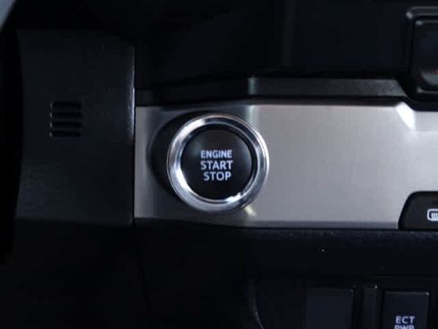 Certified 2023 Toyota Tacoma SR5 image 43