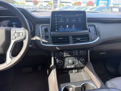 Used 2023 Chevrolet Tahoe Z71 AWD/4WD image 31