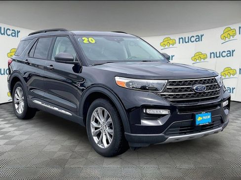 Used 2020 Ford Explorer XLT w/ Equipment Group 202A AWD/4WD image 1