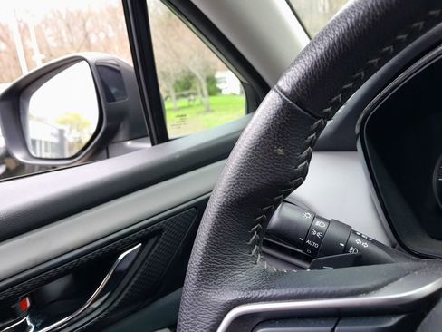 Used 2023 Subaru Outback Premium image 19