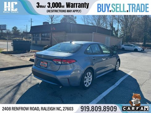 Used 2021 Toyota Corolla LE image 5