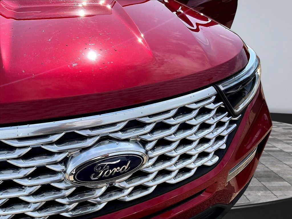 Used 2020 Ford Explorer Platinum w/ Premium Technology Package AWD/4WD image 36