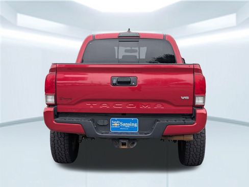 Used 2017 Toyota Tacoma SR5 image 5