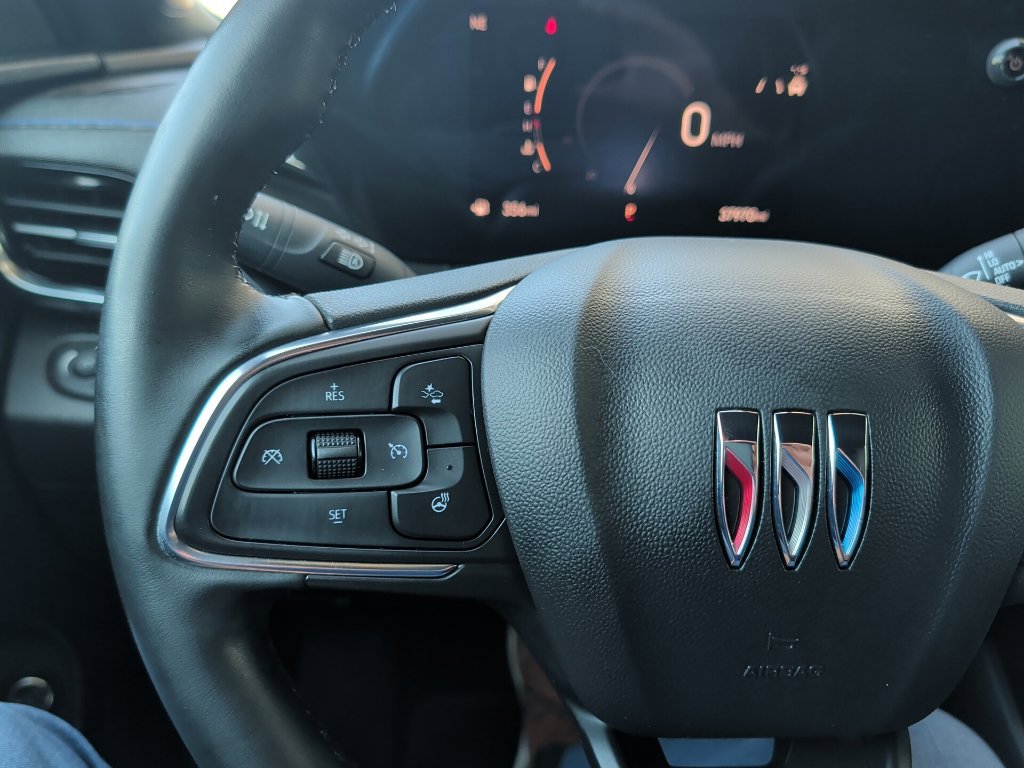 Used 2024 Buick Envista Sport Touring w/ Convenience I Package FWD image 24