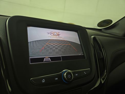 Certified 2022 Chevrolet Equinox RS FWD image 20
