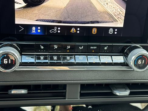 New 2025 Chevrolet Colorado Trail Boss w/ Midnight Edition image 20