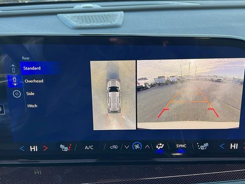 New 2026 Chevrolet Traverse Z71 w/ Enhanced Driving Package image 27