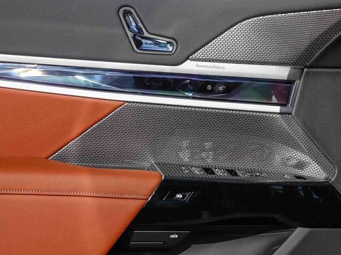 New 2026 BMW 740i xDrive 740i xDrive w/ Premium Package image 18