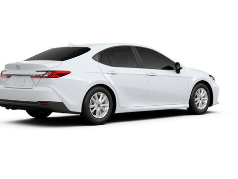 Used 2026 Toyota Camry LE FWD image 32