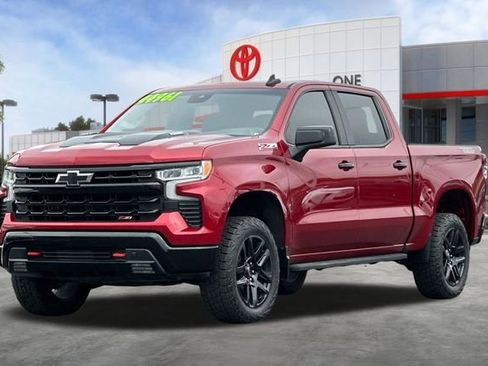 Used 2022 Chevrolet Silverado 1500 LT Trail Boss w/ Convenience Package II image 9