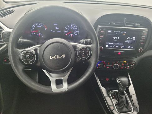 Used 2022 Kia Soul LX w/ Technology Package image 22