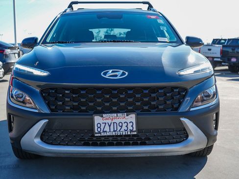 Used 2022 Hyundai Kona SEL w/ Convenience Package image 2