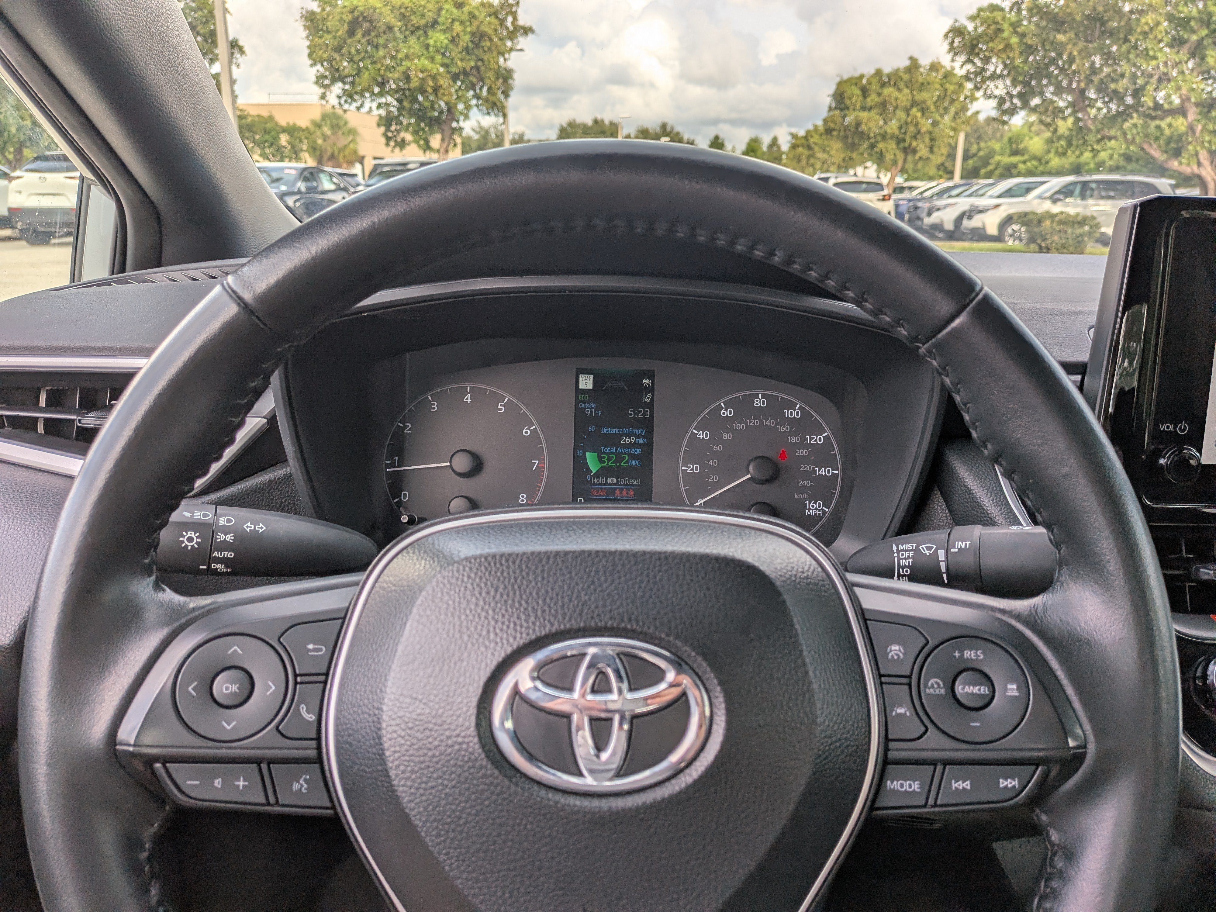 Used 2025 Toyota Corolla SE FWD image 26