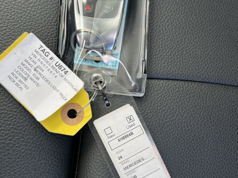 Used 2024 Mercedes-Benz EQB 250+ image 38